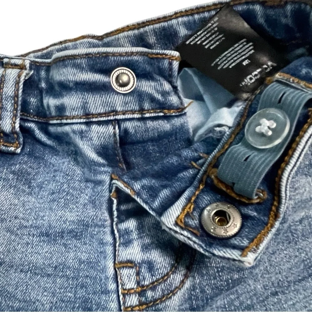 VOLCOM Jeans & Cream and Blue Striped Shirt Matching Set